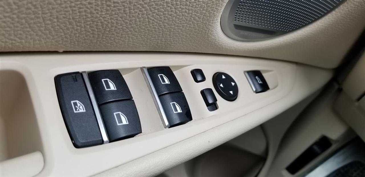 667884.11766360