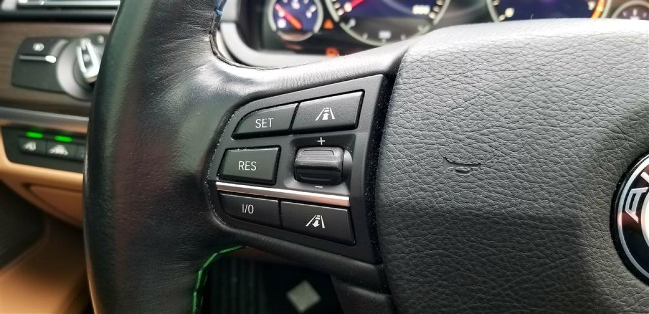 667892