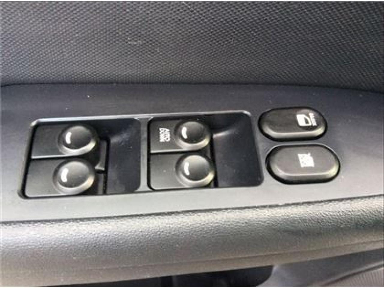 667912