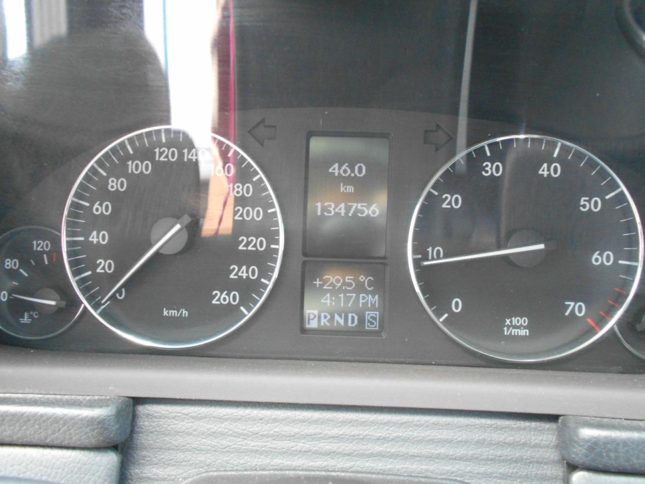 667923