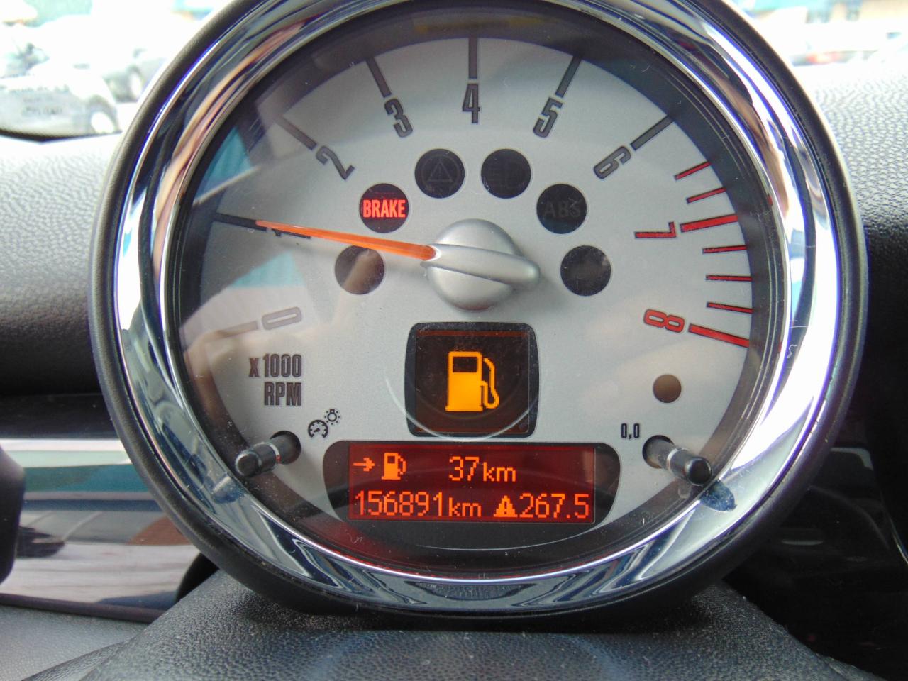 667946