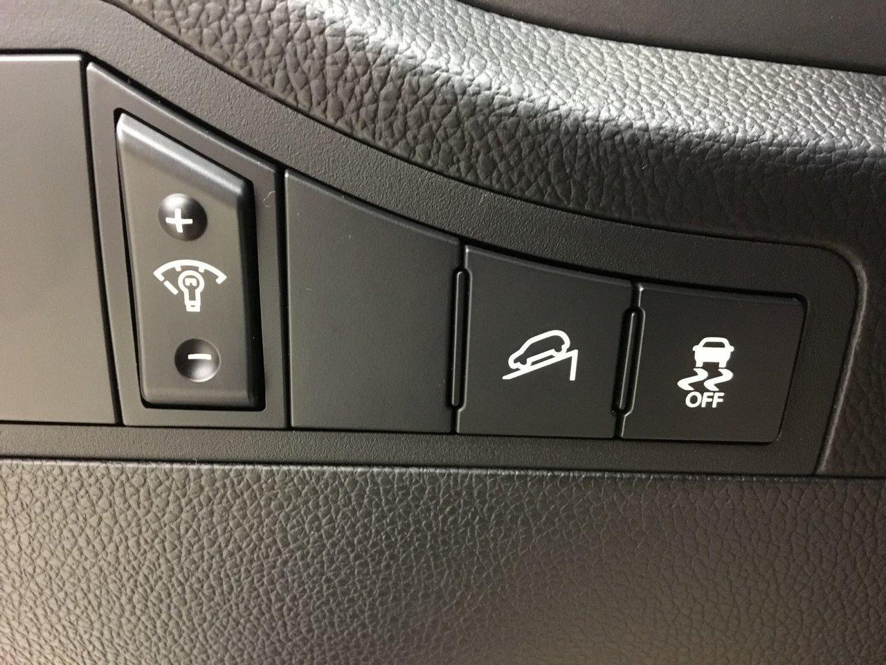 667987