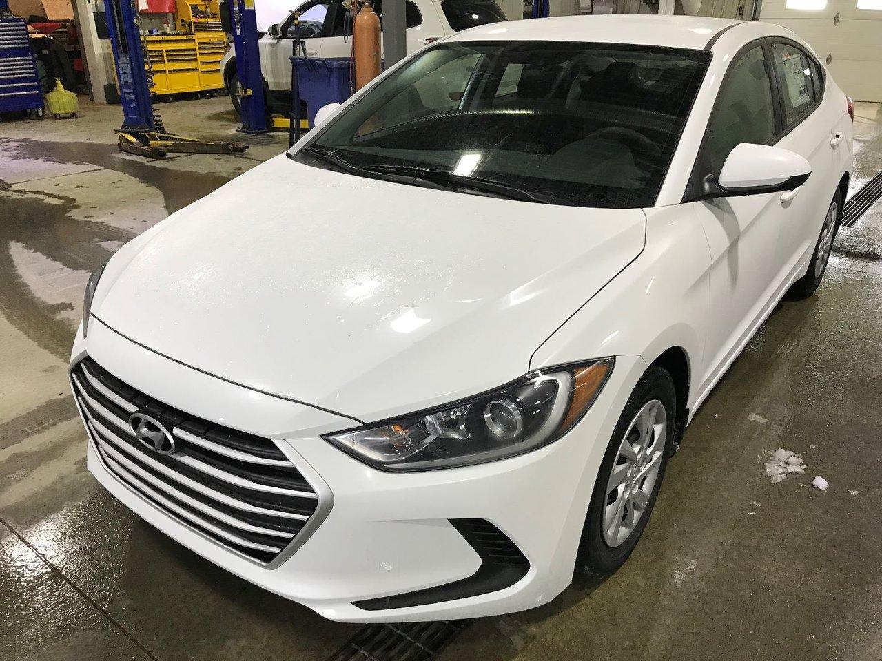 Used 2018 Hyundai Elantra Le Bluetooth Sièges for sale in Val-D'or, QC