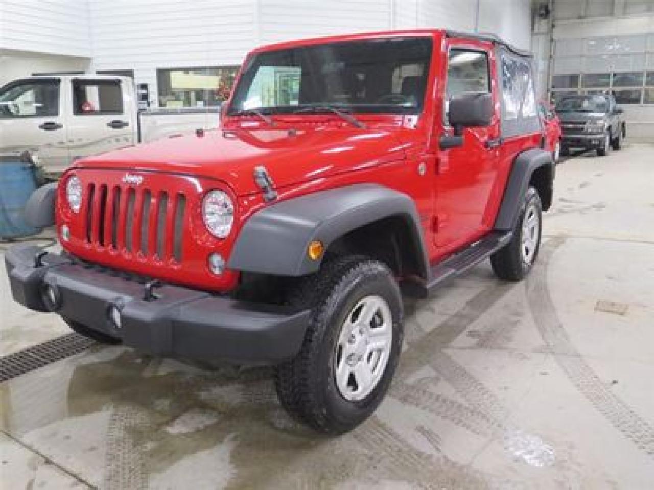 Used 2014 Jeep Wrangler SPORT for sale in Lévis, QC