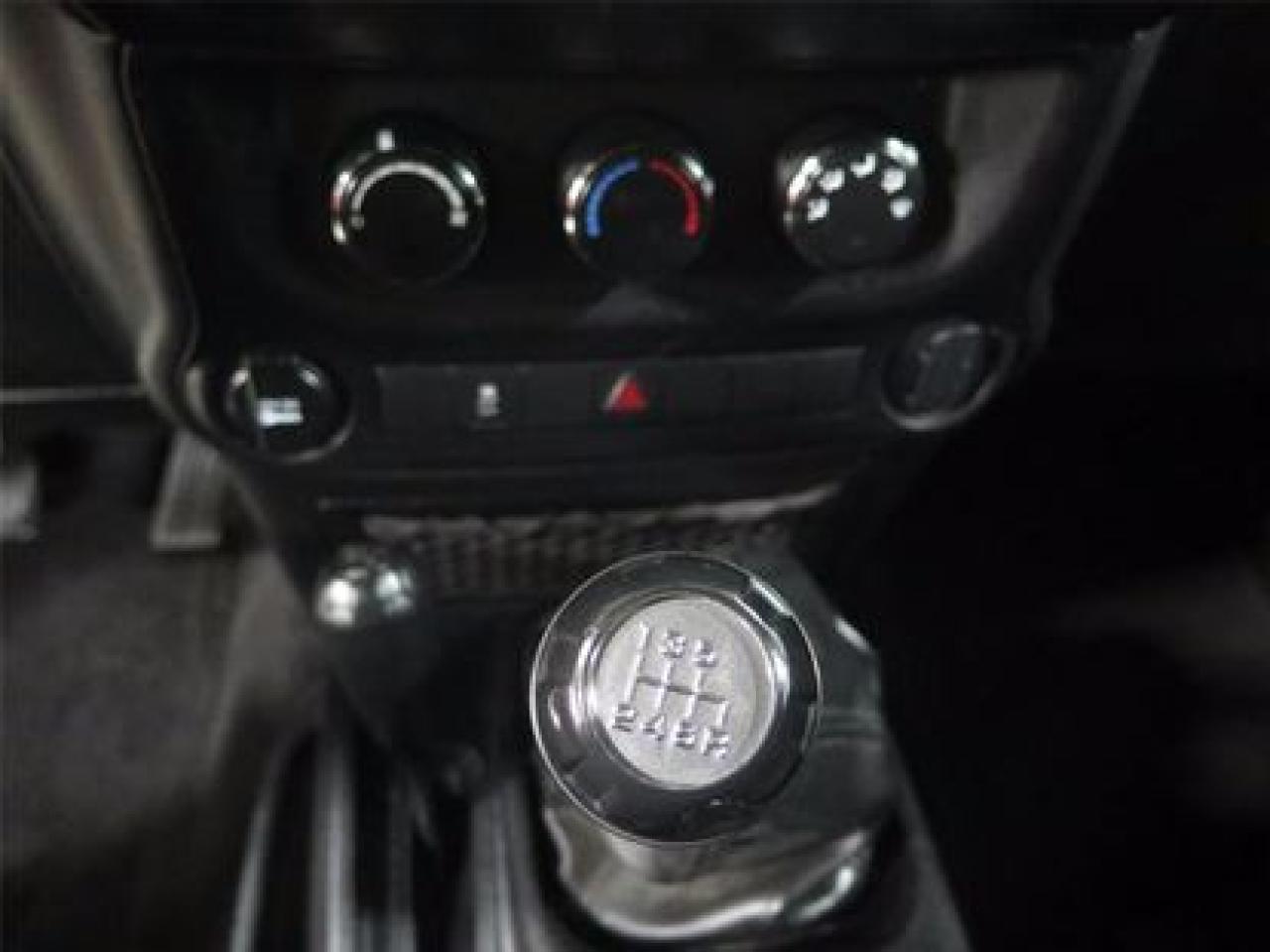 668098