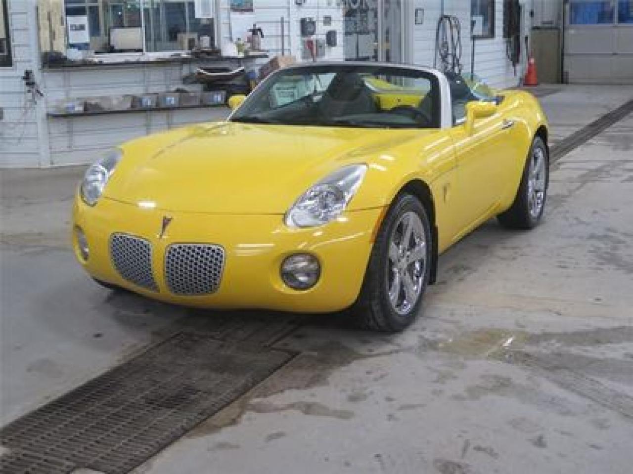 Used 2007 Pontiac Solstice  for sale in Lévis, QC