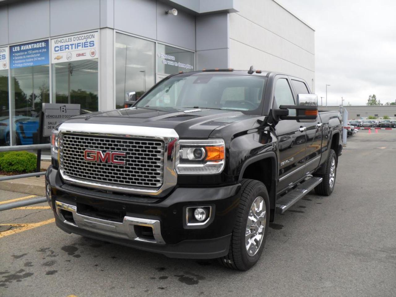 Used 2016 GMC Sierra 2500 Denali Diesel 6.6l for sale in Blainville, QC