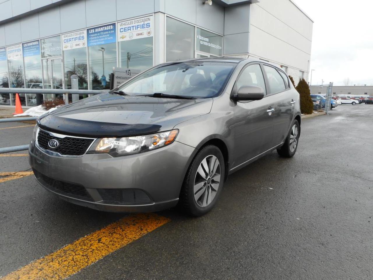 Used 2013 Kia FORTE Sieges Ch./bluetooth for sale in Blainville, QC