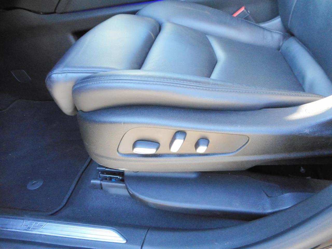 668234.11773048