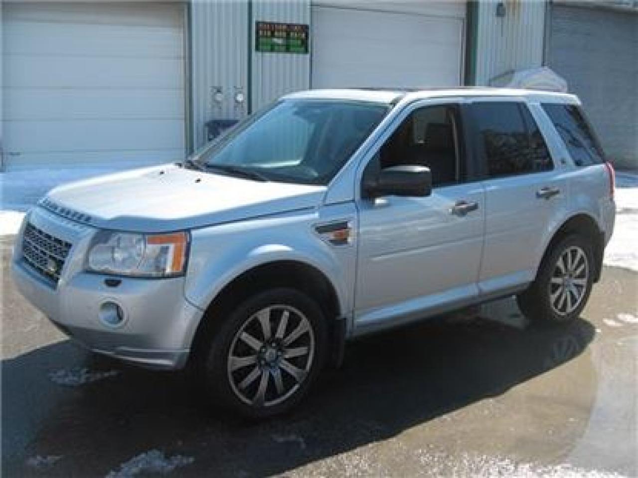 Used 2008 Land Rover LR2 Hse Awd for sale in Montreal, QC