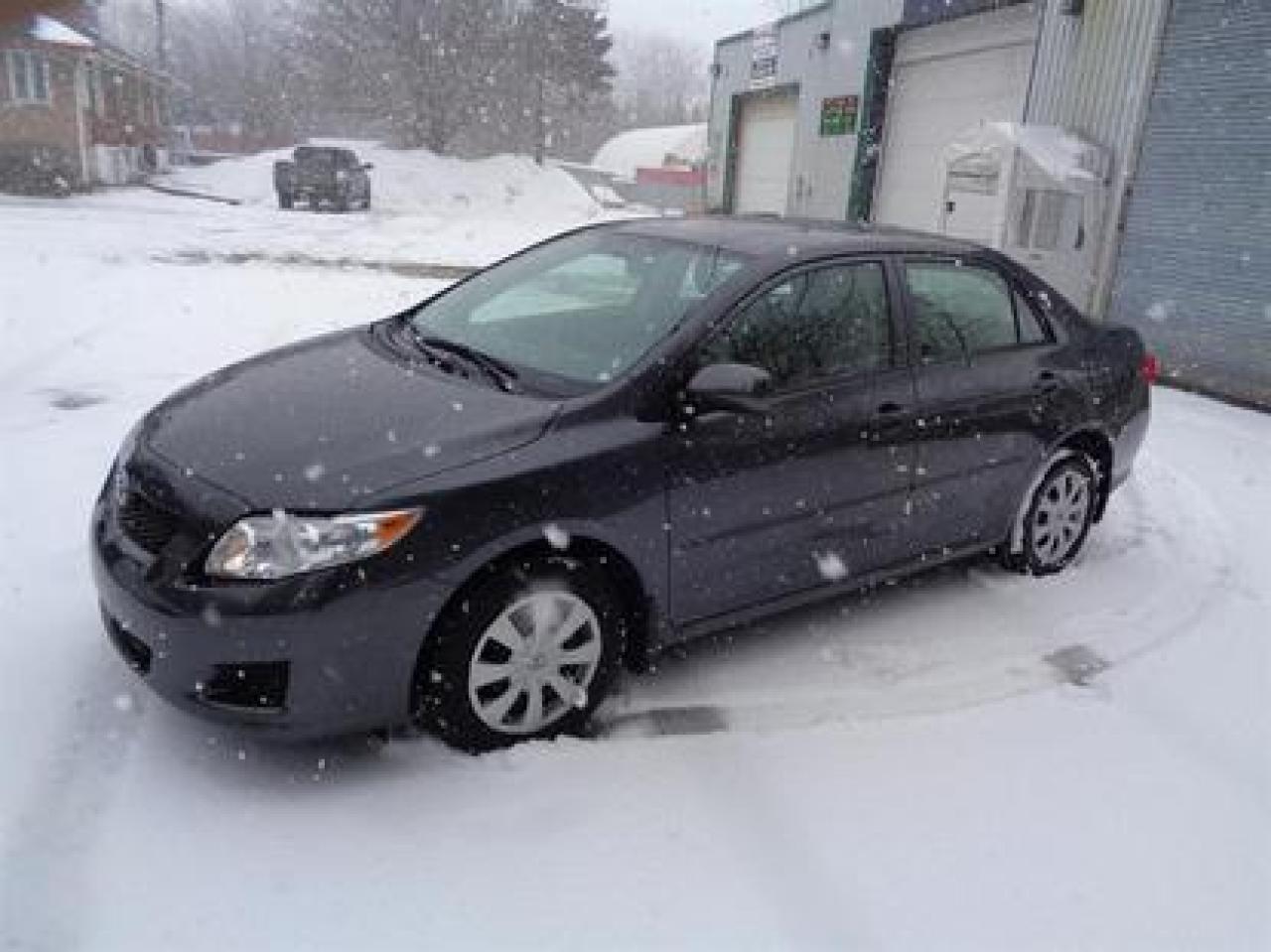 Used 2009 Toyota Corolla 4dr Sdn for sale in Montreal, QC