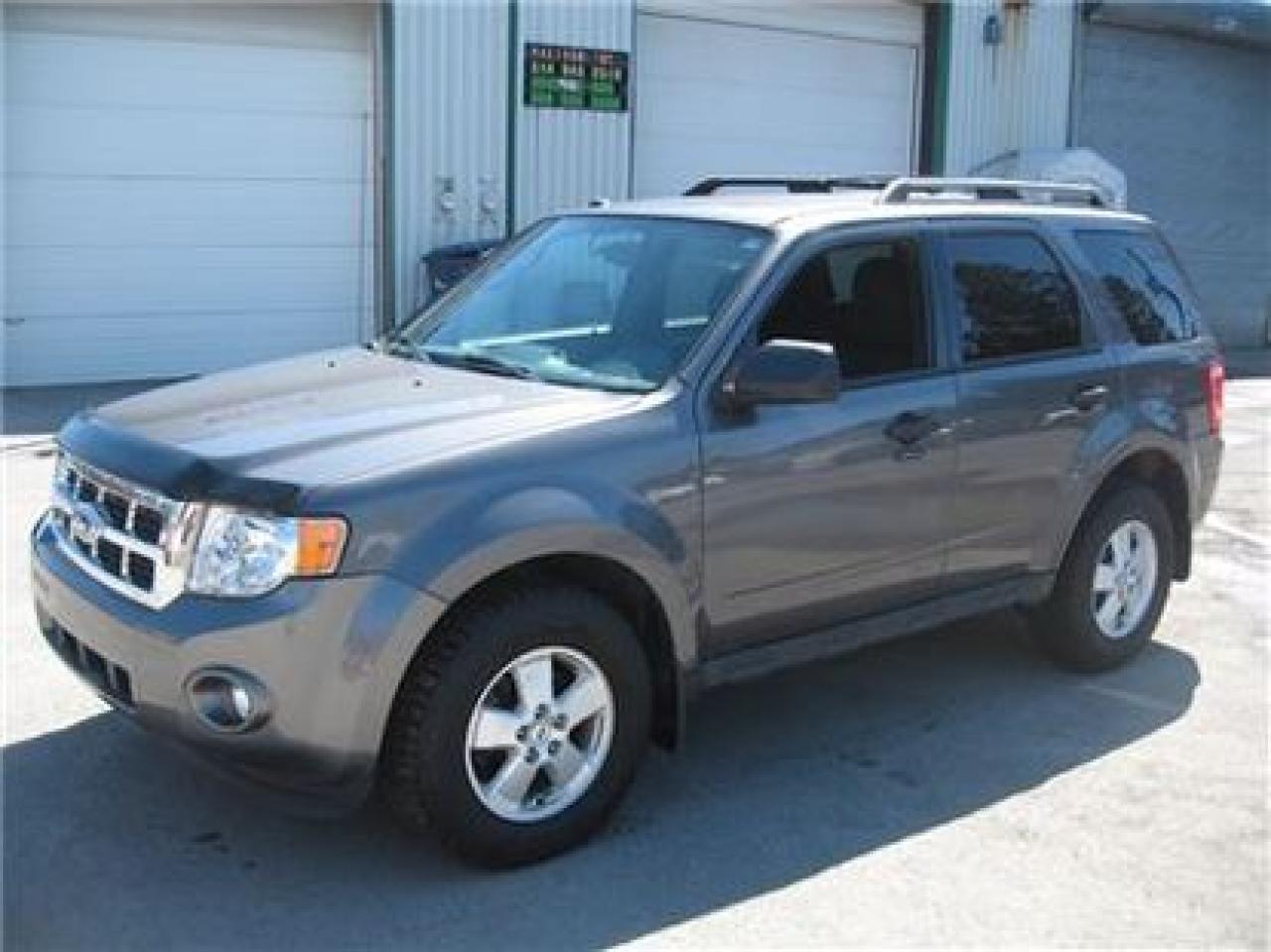 Used 2011 Ford Escape Xlt 3.0 4x4 for sale in Montreal, QC