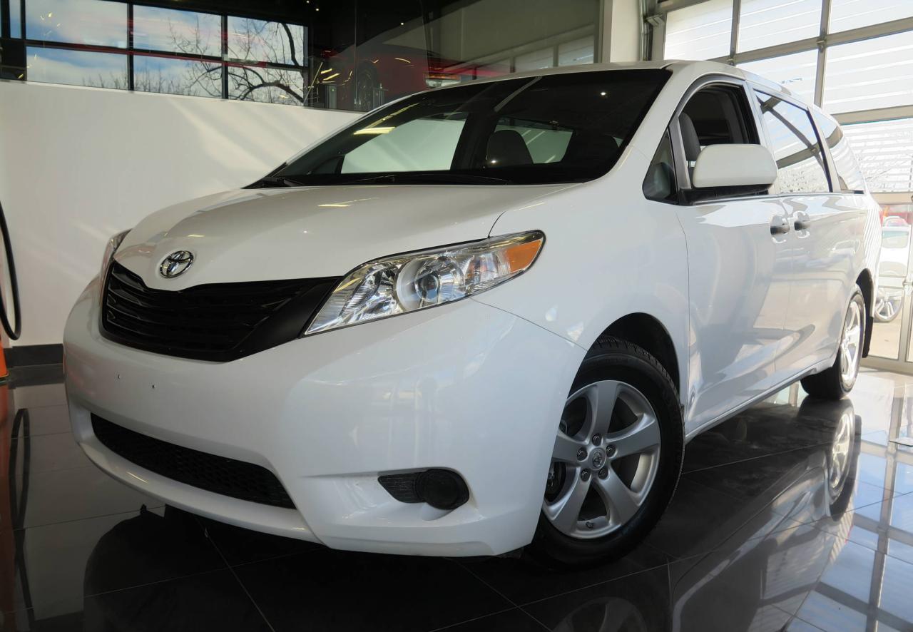 Used 2016 Toyota Sienna |7PLACES|CAMERA|GARANTIE| for sale in Montréal, QC