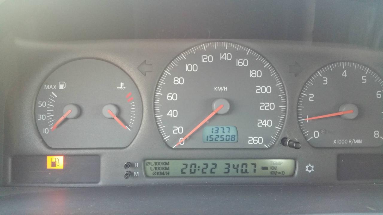 668400