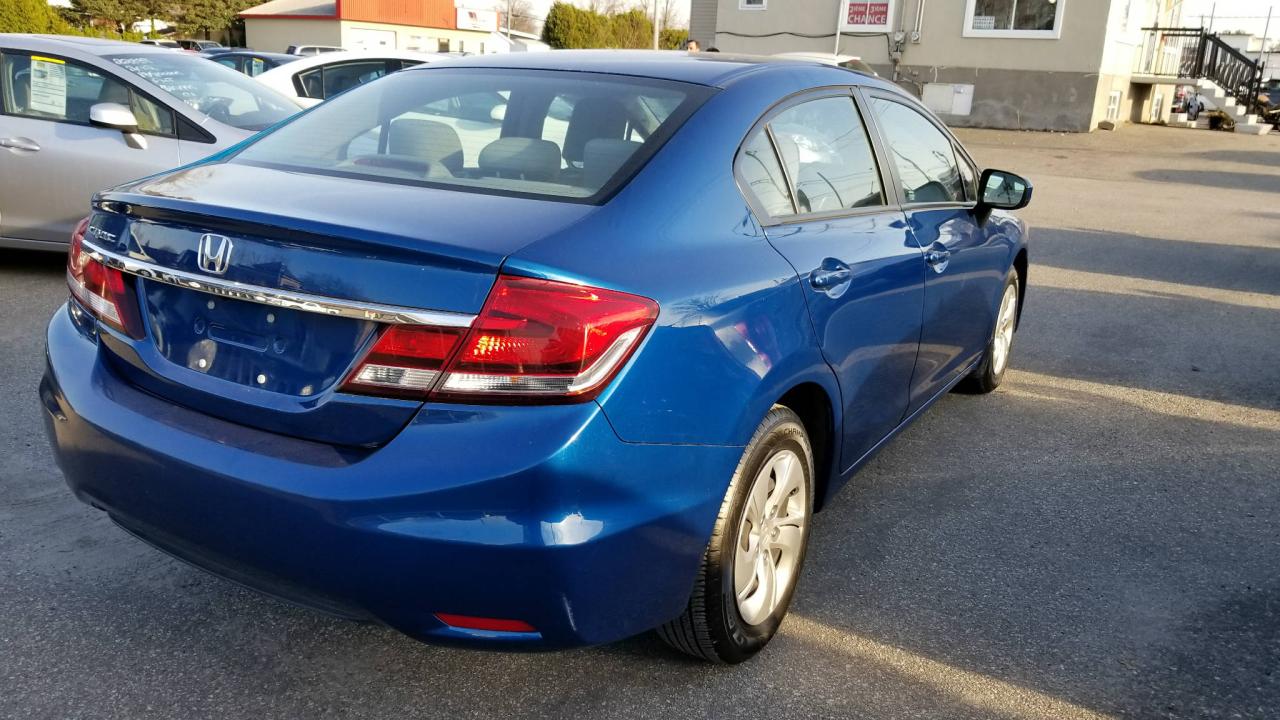 668403