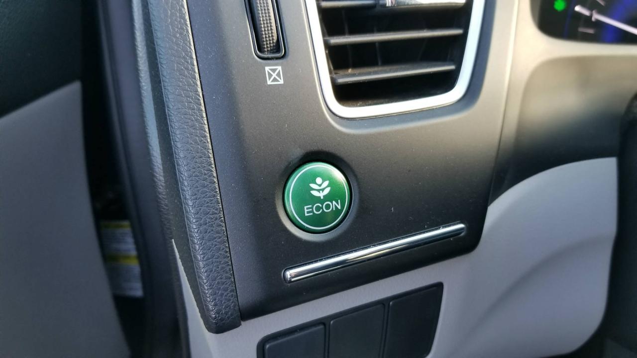 668403