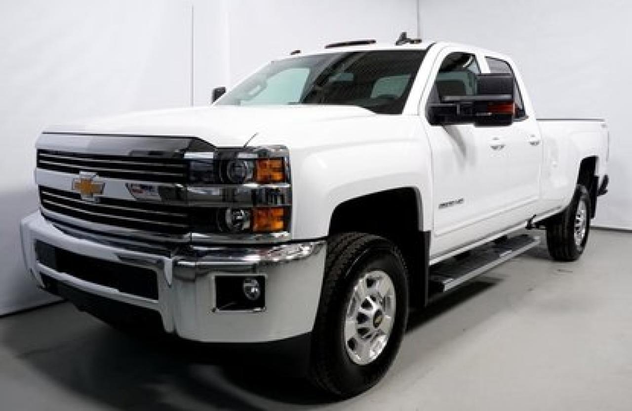 Used 2018 Chevrolet Silverado 2500 LT for sale in Repentigny, QC