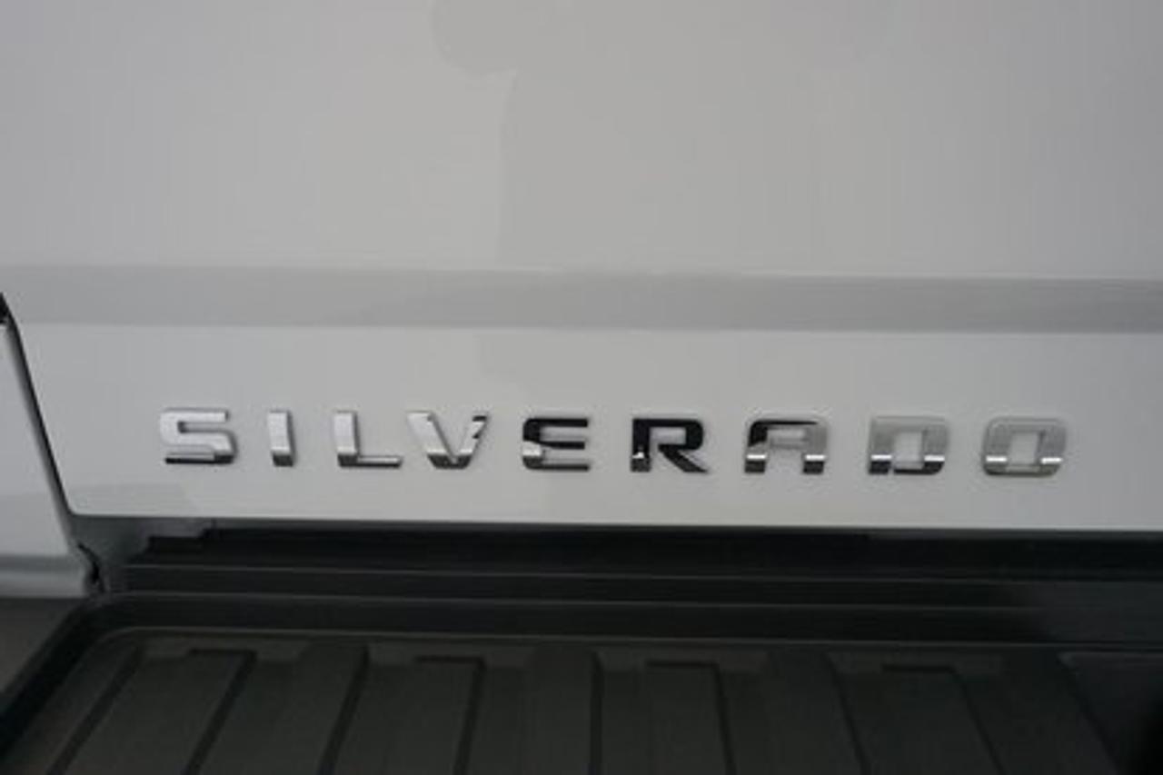 668427.11776620