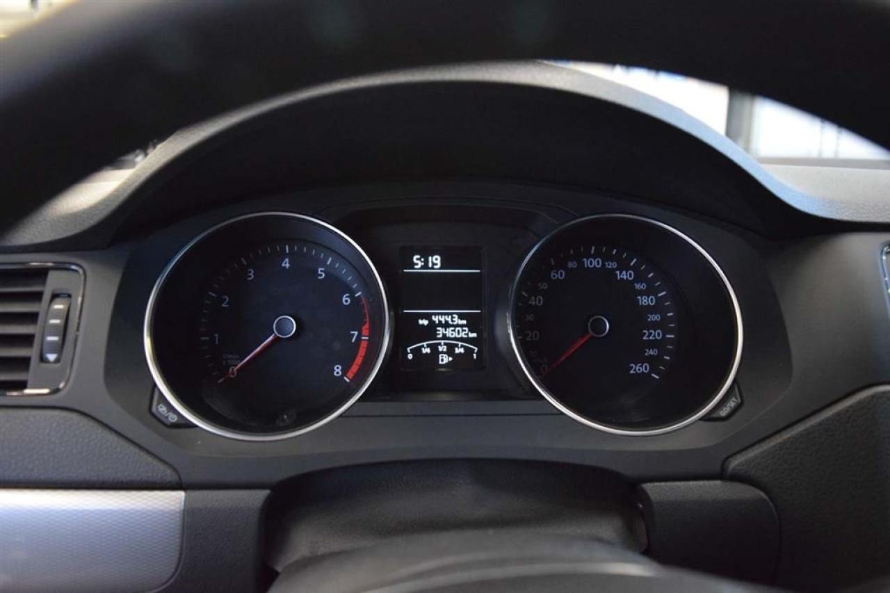 668437