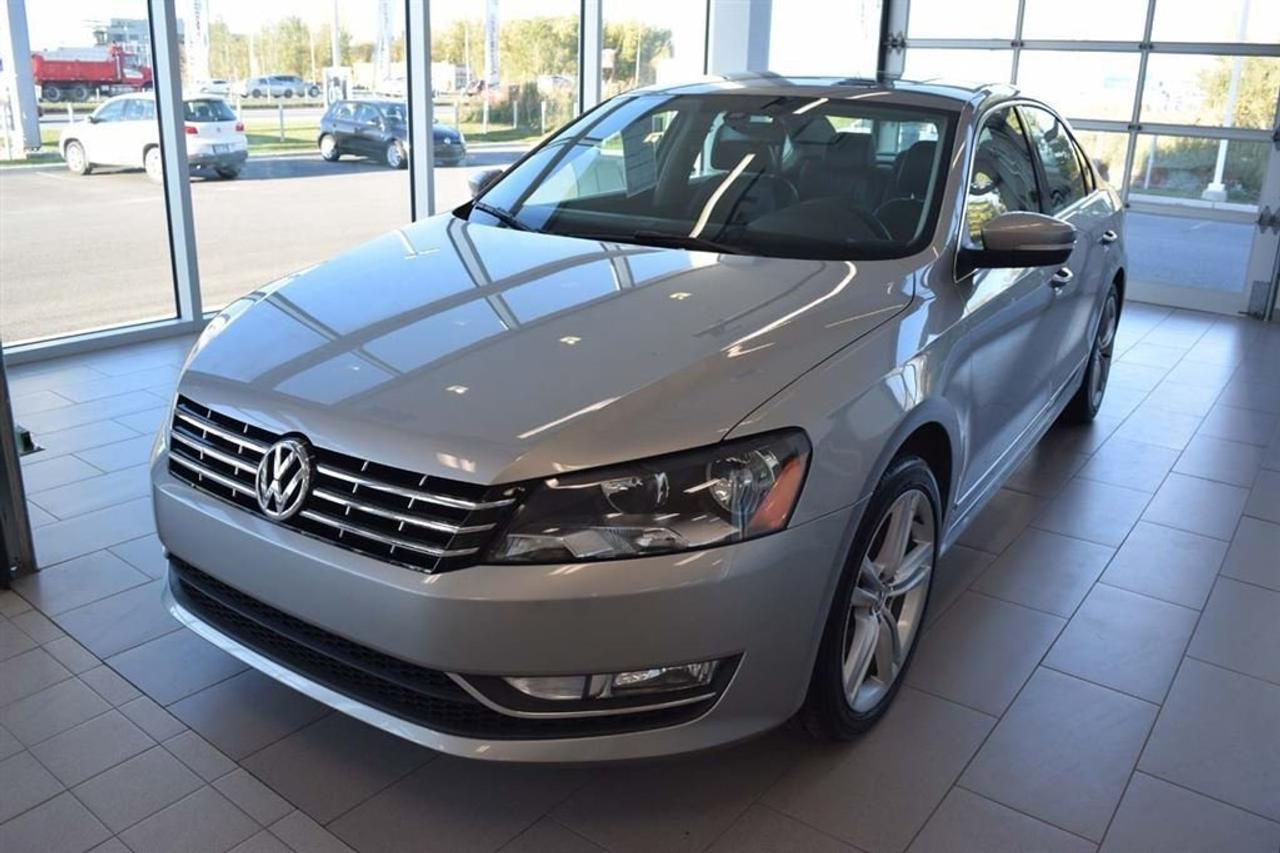<a href=https://www.autoaubaine.com/Volkswagen-Passat-c6916444.html>https://www.autoaubaine.com/Volkswagen-Passat-c6916444.html</a>

Volkswagen Passat 1.8 TSI Highline Sport Pack *KIT HIVER* NAV FENDER  2014Régulateur de vitesse, Toit ouvrant, Essuie-glaces intermittents, Anti-démarreur, Freins ABS, Contrôle de stabilité, Coussin gonflable conducteur, Coussins gonflables latéraux, Lecteur CD, Lecteur MP3, Siège mémoire, Volant ajustable, Moonroof, Tapis protecteurs, Tout équipé, Caméra de recul, Volant gainé de cuir, Phares automatiques, Rétroviseur électrique, Direction assistée, Rétroviseurs chauffants, Siège à réglage électrique, Coussins gonflables arrière pour la tête, Siège conducteur - soutien lombaire, Siège passager - soutien lombaire, Démarrage sans clé, Freins à disque, Sièges chauffants - Avant, Antipatinage, Phares antibrouillards, Verrous de sécurité pour enfants, Système de surveillance de la pression des pneus, Sièges baquets, Technologie Bluetooth intégrée, Entreposage Média sur disque dur, Rétroviseur à atténuation automatique, Aluminium, Climatisation