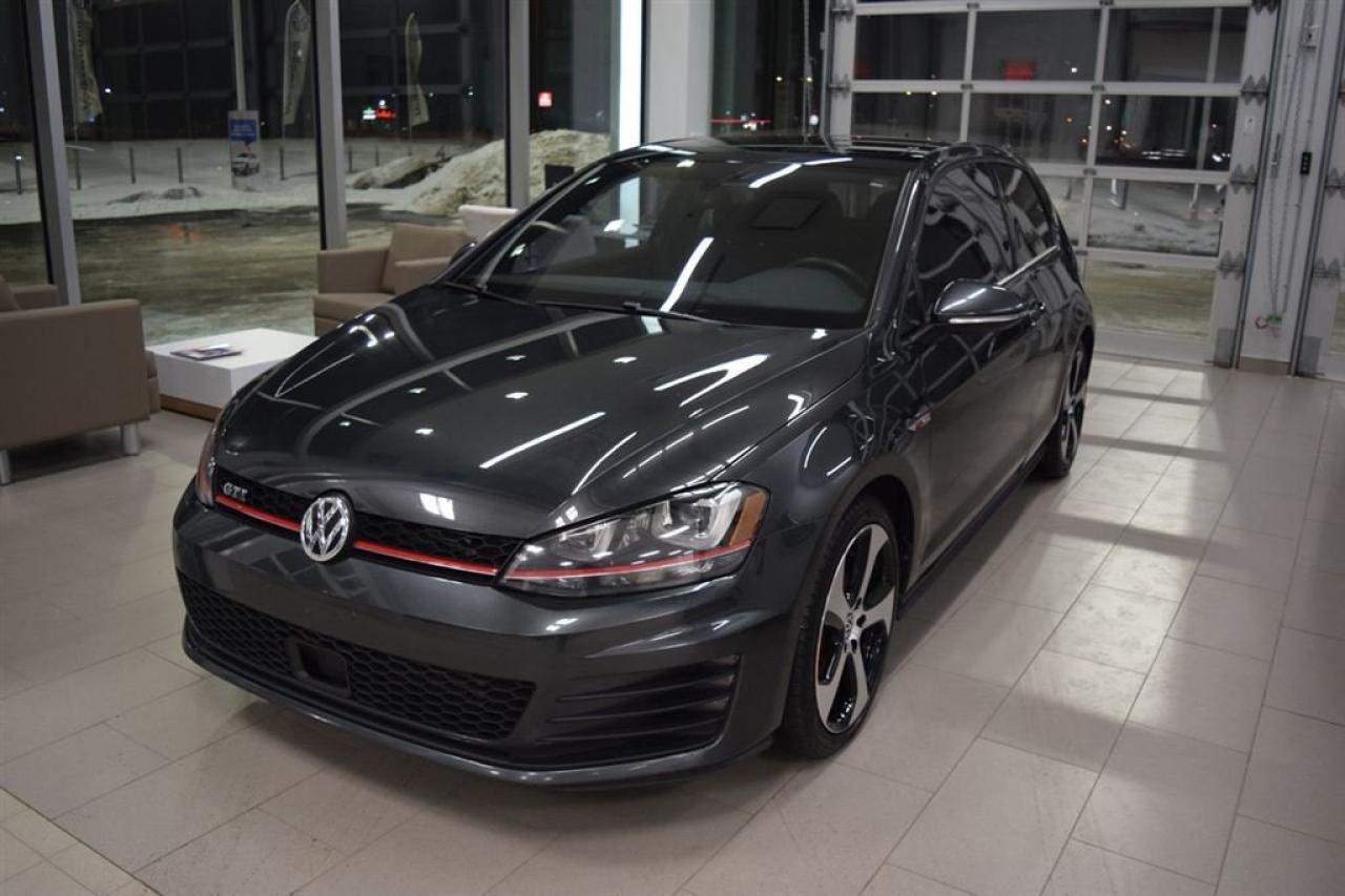 Used 2015 Volkswagen Golf GTI 3-Door Tech Pack for sale in Laval, QC