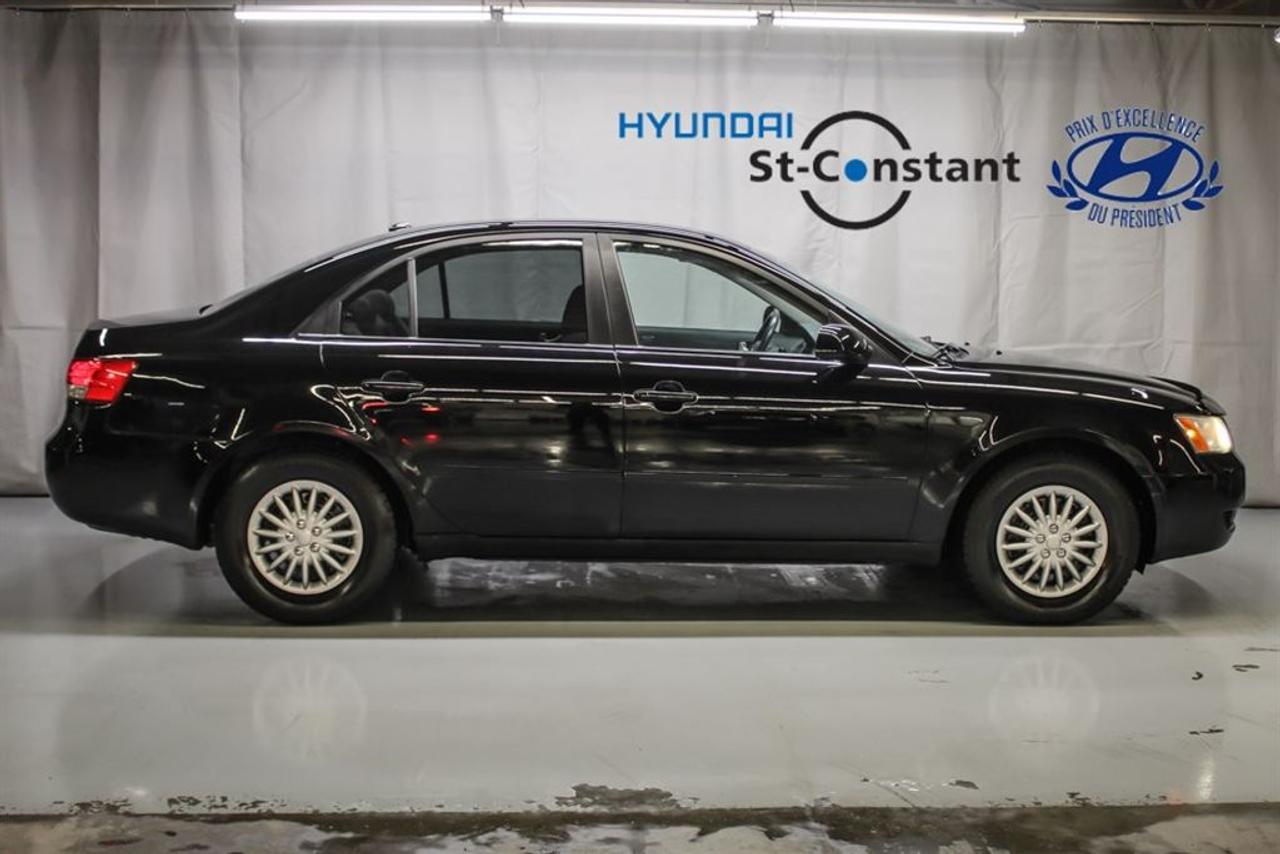 <a href=https://www.hyundaistconstant.com/occasion/Hyundai-Sonata-2007.html>https://www.hyundaistconstant.com/occasion/Hyundai-Sonata-2007.html</a>

-- JAMAIS ACCIDENTEE  -- BAS KILOMETRAGE !!!  -- 1 SEUL PROPRIETAIRE  -- RADIO AM/FM + MP3  -- AIR CLIMATISE ( A/C )  -- REGULATEUR DE VITESSE  -- VITRES ELECTRIQUES  -- MIROIRS ELECTRIQUES    -- MOTEUR 2.4L  -- TRACTION AVANT  *** OUVERT DU LUNDI AU SAMEDI ***  *** Frais de 399$ sapplique ***  *** Le prix indiqué est conditionnel au financement, minimum 6 mois **    -- NEVER ACCIDENT  -- LOW MILEAGE !!!  -- 1 OWNER  -- AM/FM + MP3 RADIO  -- AIR CONDITIONING ( A/C )  -- CRUISE CONTROL   -- ELECTRIC WINDOWS  -- ELECTRIC MIRRORS    -- 2.4L ENGINE  -- FRONT WHEEL DRIVE  *** OPEN MONDAY TO SATURDAY ***  *** Fees of 399$ apply ***  *** The price indicated is conditional on the financing, minimum 6 months ***    * Nous avons le plus grand inventaire Hyundai doccasion en Montérégie. Nous sommes ouverts du Lundi au Vendredi de 9h a 21H et le Samedi de 10h a 16h.    We have the largest used Hyundai inventory in Montérégie. We are open from Monday to Friday from 9am to 9pm and Saturday from 10am to 4pm.
