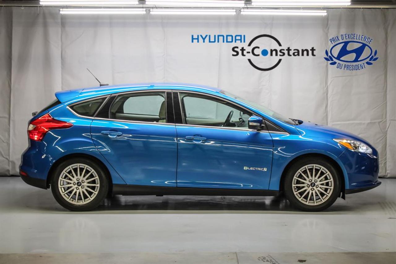 <a href=https://www.hyundaistconstant.com/occasion/Ford-Focus-2014.html>https://www.hyundaistconstant.com/occasion/Ford-Focus-2014.html</a>

-- RABAIS GOUVERNEMENTAL DE 4 000$ TX IN POUR UN VEHICULE DOCCASION ELECTRIQUE DEJA APPLIQUER  -- GARANTIE 3 ANS/60000KM INCLUS  -- JAMAIS ACCIDENTE  -- BAS KILOMETRAGE   -- SYSTEME DE NAVIGATION ( GPS )  -- CAMERA DE RECUL  -- SYSTEME MAIN LIBRE ( BLUETOOTH ) + USB, AUXILIAIRE  -- SIEGES CHAUFFANTS  -- AIR CLIMATISE ( A/C )  -- REGULATION DE TEMPERATURE PAR ZONE  -- VITRES ELECTRIQUES  -- MIROIRS ELECTRIQUES  -- REGULATEUR DE VITESSE  -- ETAT DE LA BATTERIE 12/12  -- MAG 17  -- TRACTION AVANT  -- FINANCEMENT DISPONIBLE  *** LA FONCTION CARWING NE FONCTIONNE PAS SUR NOS UNITÉS ****  *** OUVERT DU LUNDI AU SAMEDI ***  ***Frais de 399$ sapplique***  *** Le prix indiqué est conditionnel au financement, minimum 6 mois ***  -- GOVERNMENT DISCOUNT OF $4,000 TX IN FOR A USED ELECTRIC CAR APPLIED  -- 3 YEARS / 60000KM WARRANTY INCLUDED  -- ACCIDENT FREE  -- LOW MILEAGE   -- NAVIGATION SYSTEM ( GPS )  -- BACK UP CAMERA  -- SYSTEM HANDS FREE ( BLUETOOTH) + USB AND AUXILIARY  -- HEATED SEATS  -- AIR CONDITIONING ( A/C )  -- TEMPERATURE REGULATION BY AREA  -- ELECTRIC WINDOWS  -- ELECTRIC MIRRORS  -- CRUISE CONTROL  -- STATUS OF THE BATTERY 12/12  -- MAG 17  -- FRONT-WHEEL DRIVE  -- FINANCING AVAILABLE  *** THE CARWING FUNCTION DOES NOT WORK ON OUR UNITS ***  *** OPEN MONDAY TO SATURDAY ***  ***Fees of 399$ apply***  *** The price indicated is conditional on the financing, minimum 6 months ***  * Nous avons le plus grand inventaire Hyundai doccasion en Montérégie. Nous sommes ouverts du Lundi au Vendredi de 9h a 21H et le Samedi de 10h a 16h.  We have the largest used Hyundai inventory in Montérégie. We are open from Monday to Friday from 9am to 9pm and Saturday from 10am to 4pm.