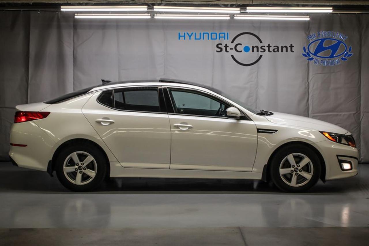 <a href=https://www.hyundaistconstant.com/occasion/Kia-Optima-2015.html>https://www.hyundaistconstant.com/occasion/Kia-Optima-2015.html</a>

-- JAMAIS ACCIDENTEE    -- TOIT OUVRANT    -- SYSTEME MAIN LIBRE ( BLUETOOTH ) + USB ET AUXILIAIRE    -- AIR CLIMATISE ( A/C )    -- SIEGES CHAUFFANTS     -- REGULATEUR DE VITESSE    -- VITRES ELECTRIQUES    -- MIROIRS ELECTRIQUES        -- MOTEUR 2.4L    -- TRACTION AVANT    -- FINANCEMENT DISPONIBLE    *** OUVERT DU LUNDI AU SAMEDI ***    ***Frais de 399$ sapplique***    *** Le prix indiqué est conditionnel au financement, minimum 6 mois ***      -- NEVER ACCIDENT    -- SUNROOF    -- SYSTEM HANDS FREE ( BLUETOOTH) + USB AND AUXILIARY    -- AIR CONDITIONING ( A/C )    -- HEATED SEATS     -- CRUISE CONTROL     -- ELECTRIC WINDOWS    -- ELECTRIC MIRRORS        -- 2.4L ENGINE    -- FRONT WHEEL DRIVE    -- FINANCING AVAILABLE    *** OPEN MONDAY TO SATURDAY ***    ***Fees of 399$ apply***    *** The price indicated is conditional on the financing, minimum 6 months ***      * Nous avons le plus grand inventaire Hyundai doccasion en Montérégie. Nous sommes ouverts du Lundi au Vendredi de 9h a 21H et le Samedi de 10h a 16h.        We have the largest used Hyundai inventory in Montérégie. We are open from Monday to Friday from 9am to 9pm and Saturday from 10am to 4pm.