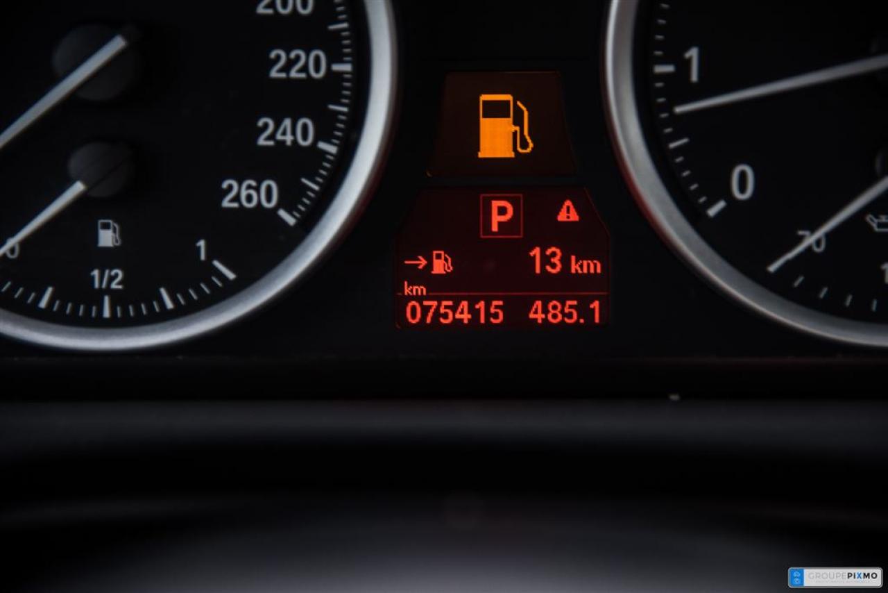 668697