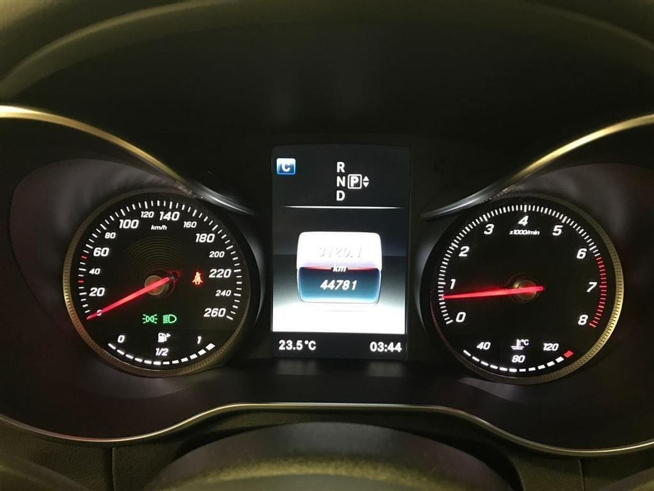 668727.11785144