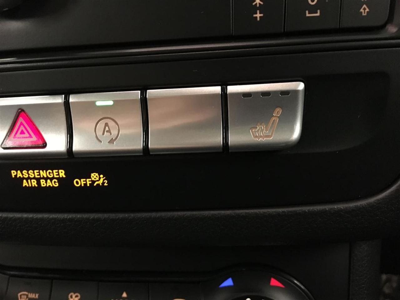 668741
