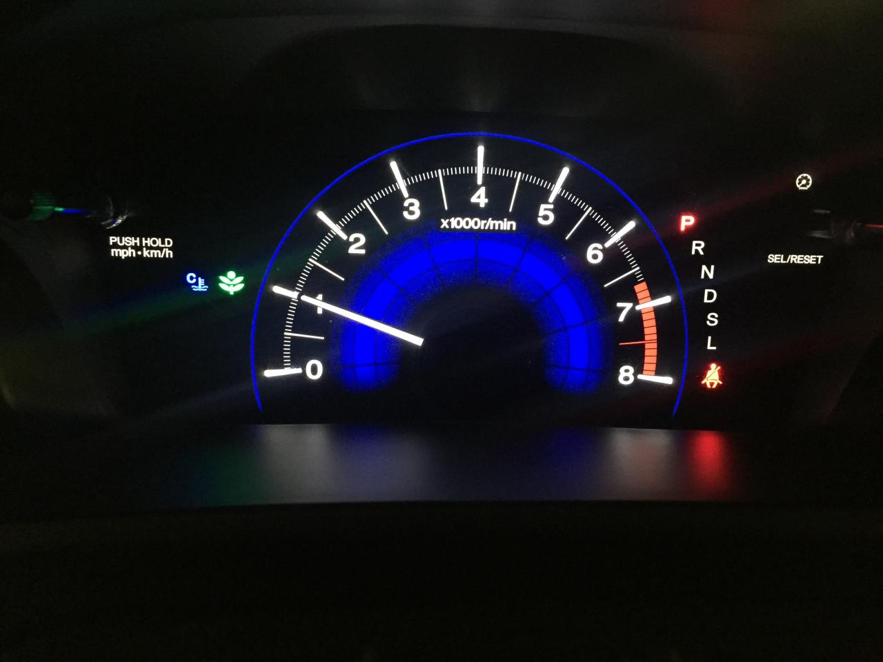 668751
