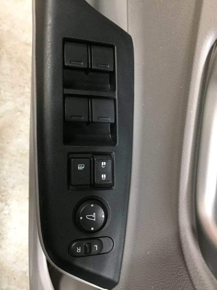 668752