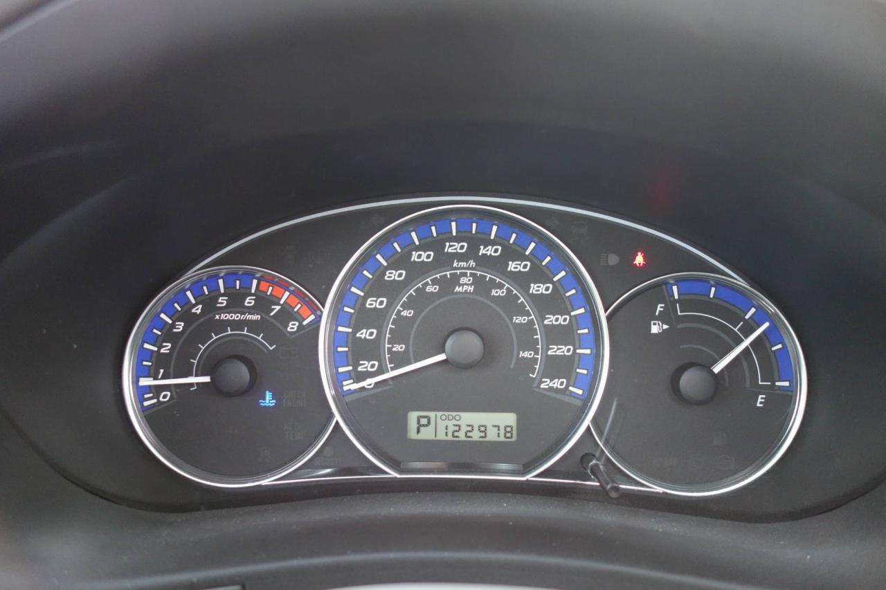 668832