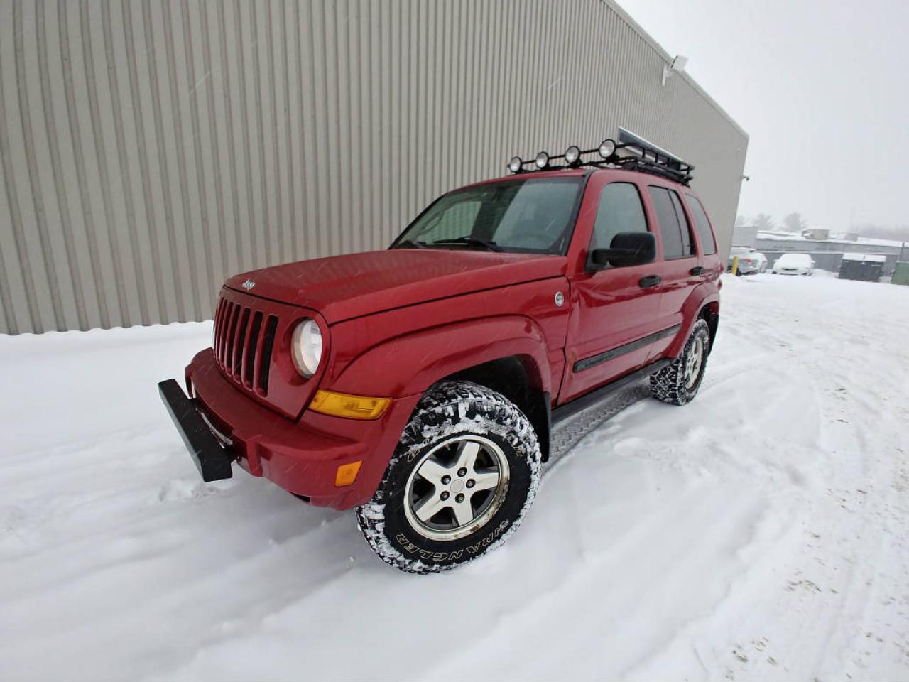 Used 2005 Jeep Liberty 4x4 for sale in Victoriaville, QC
