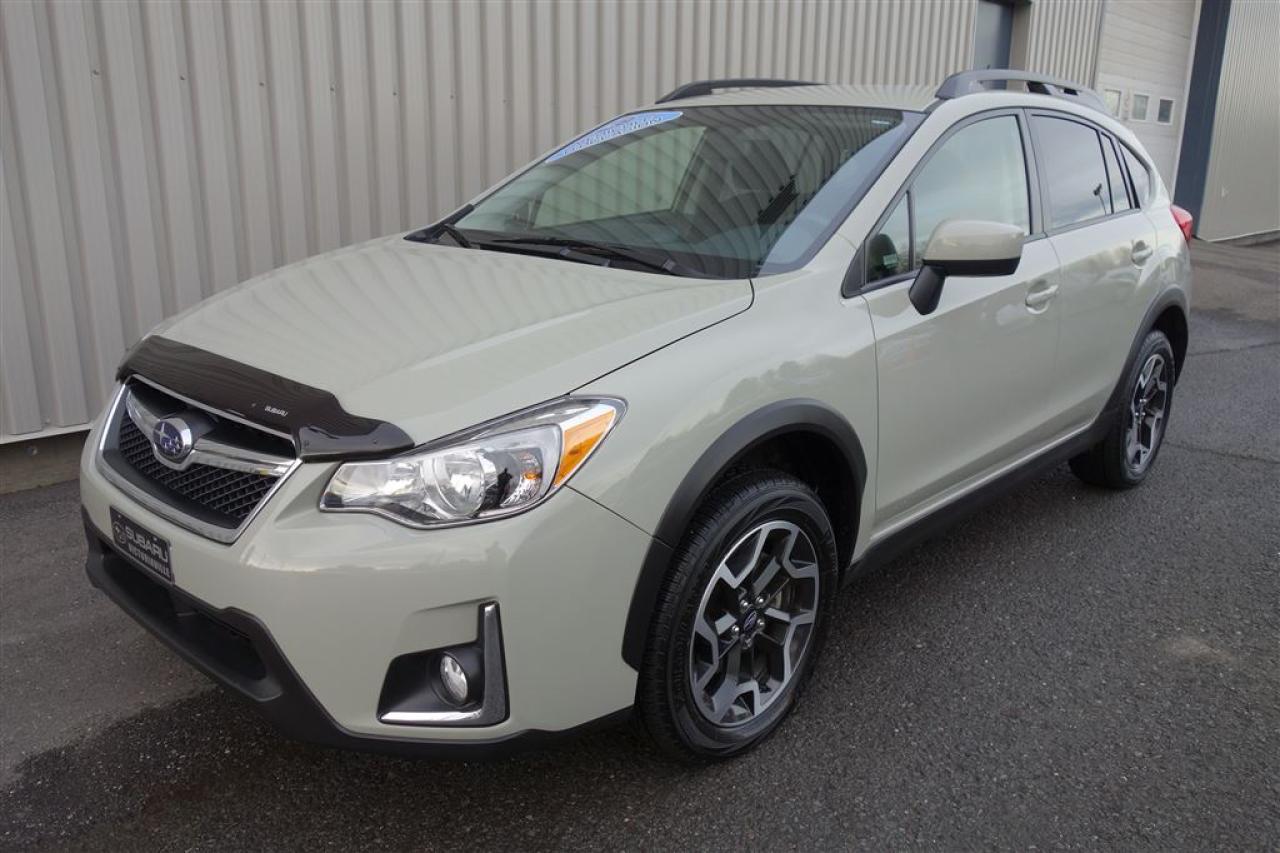 Used 2017 Subaru XV Crosstrek AWD TOURING for sale in Victoriaville, QC