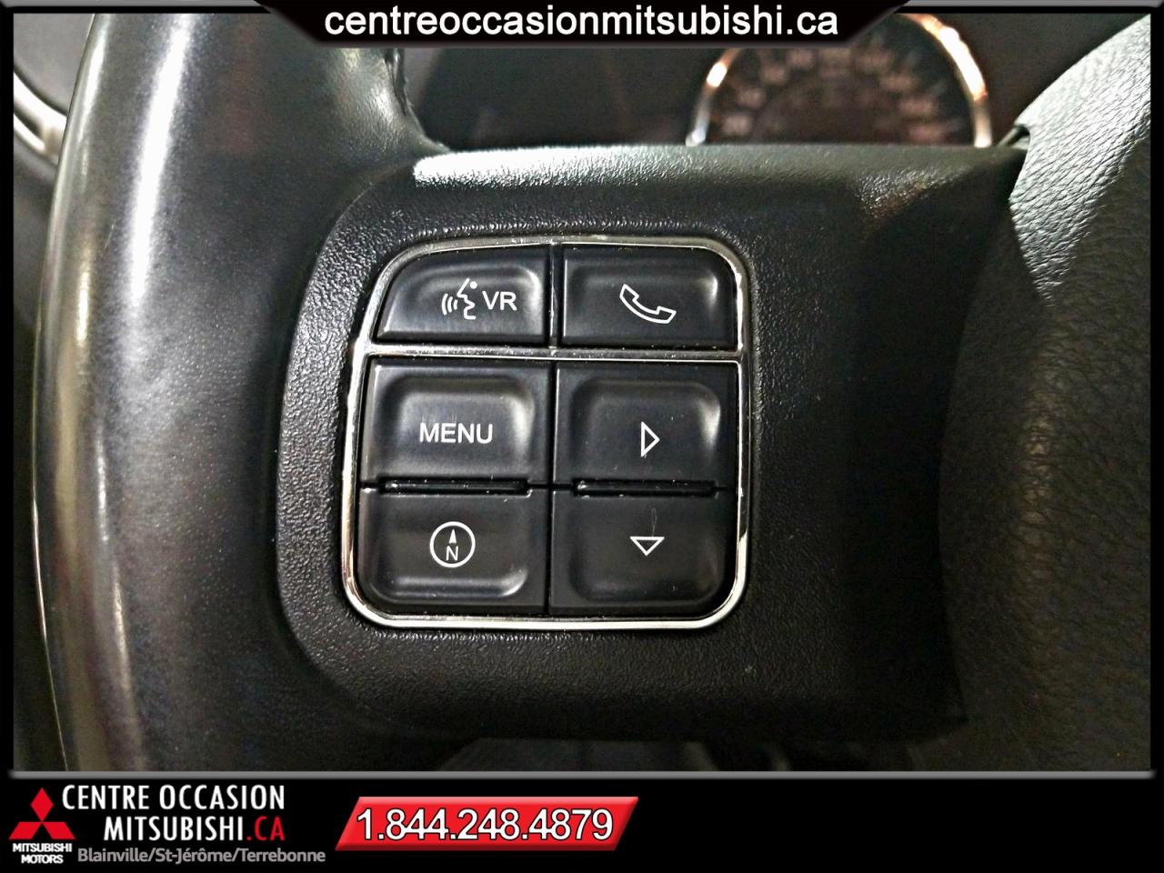 668911