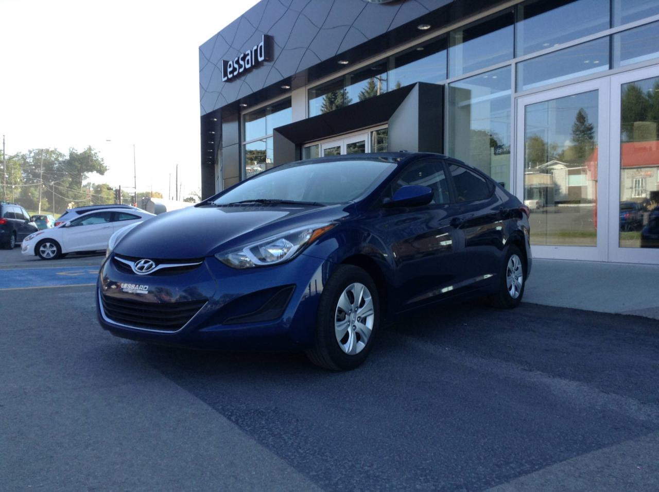 Used 2016 Hyundai Elantra Berline 4 portes, boîte  l manuel for sale in Québec, QC