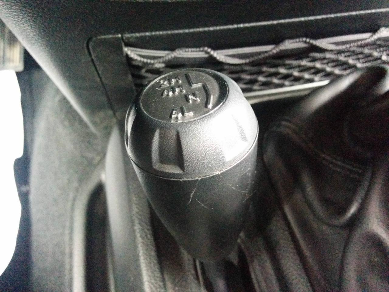 668961