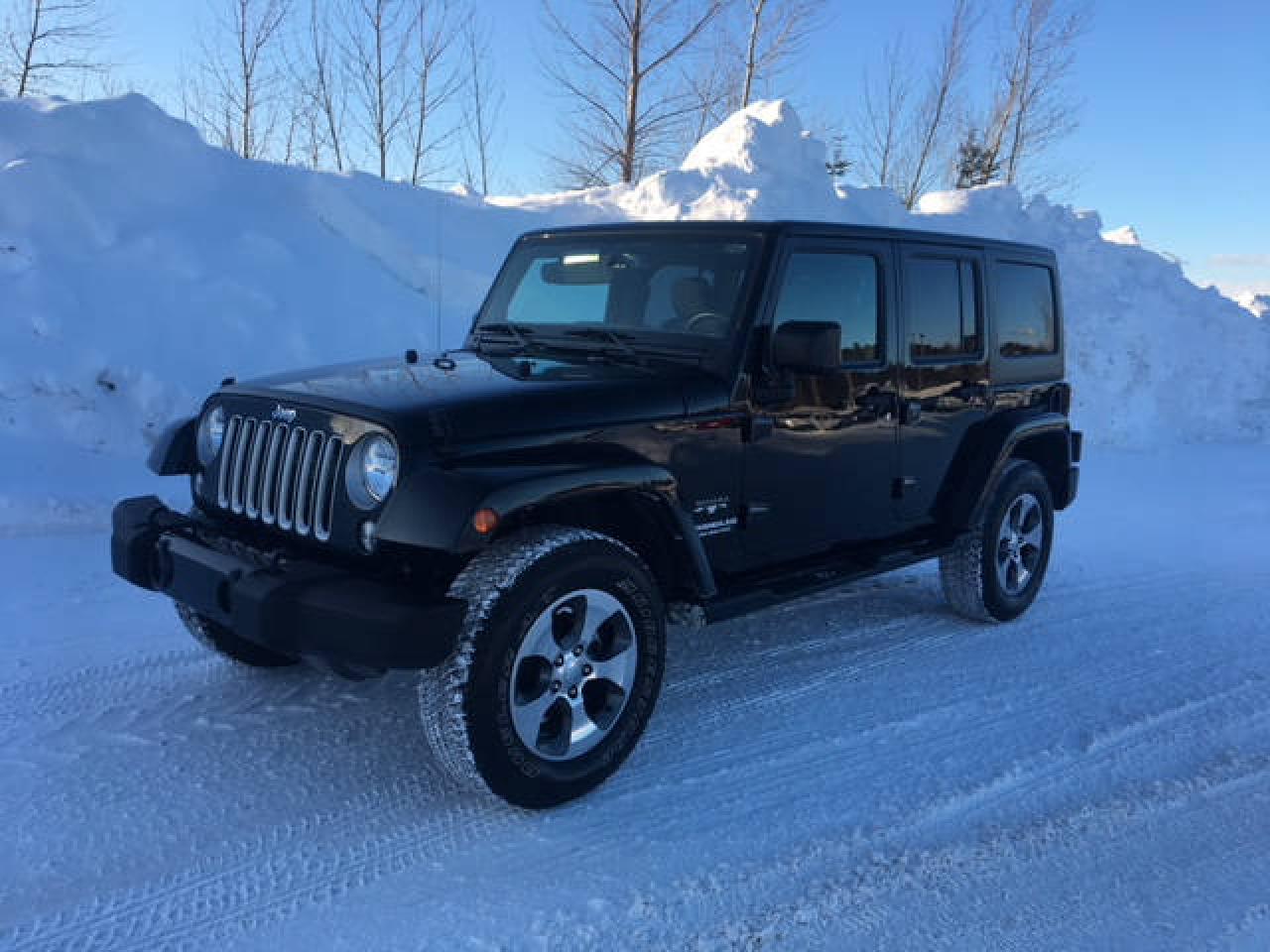 Used 2017 Jeep Wrangler SAHARA UNLIMITED - 4X4 - GPS for sale in Jonquière, QC