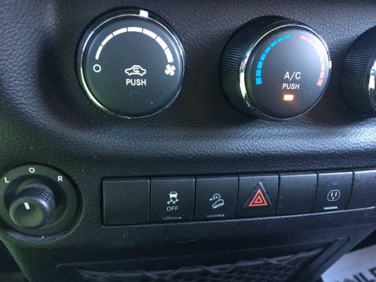 668962