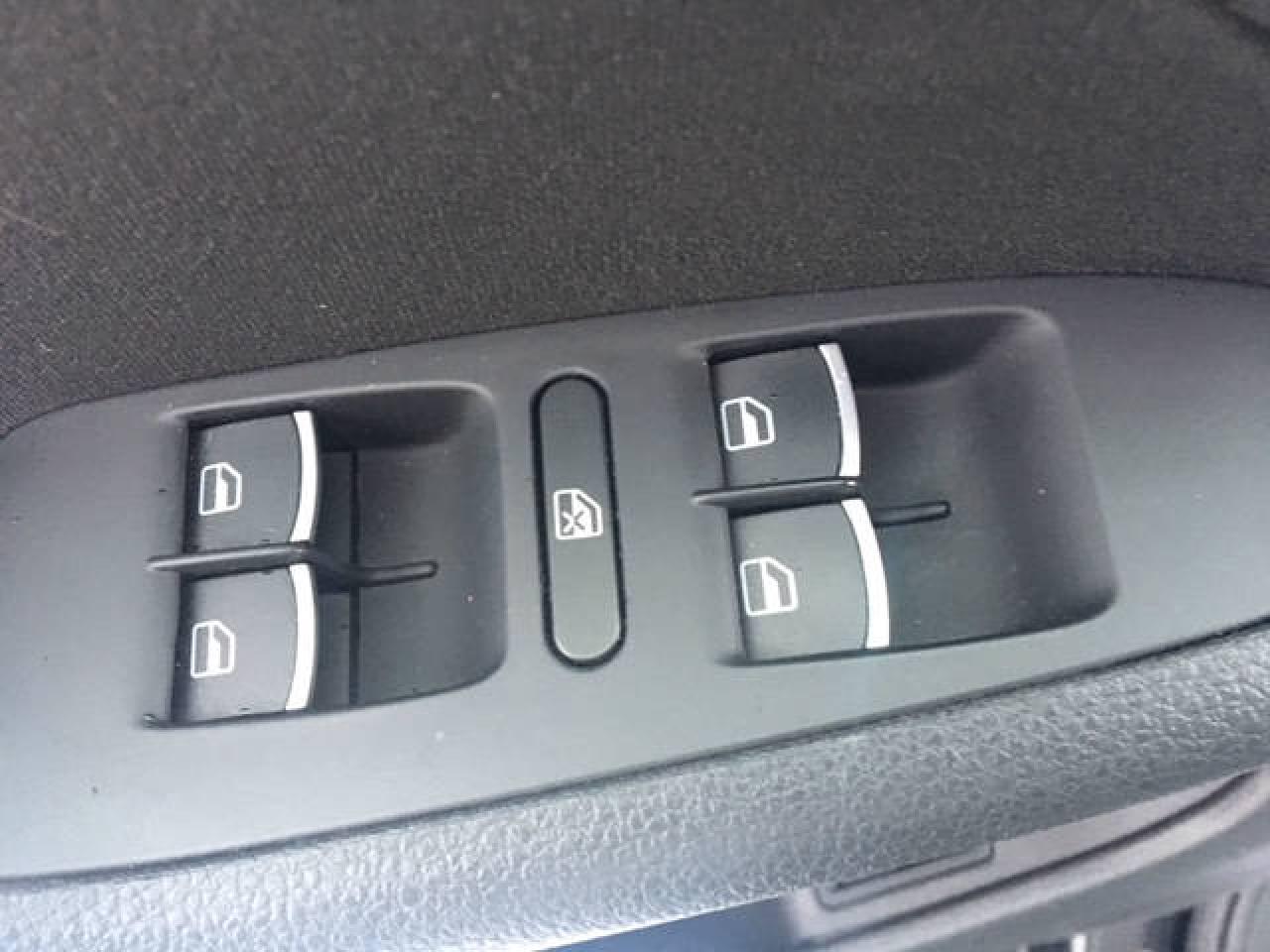 668963