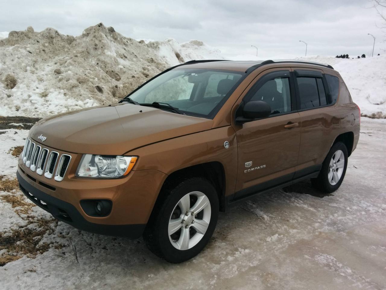 Used 2011 Jeep Compass 4 RM 4 portes 70e anniversaire for sale in Jonquière, QC