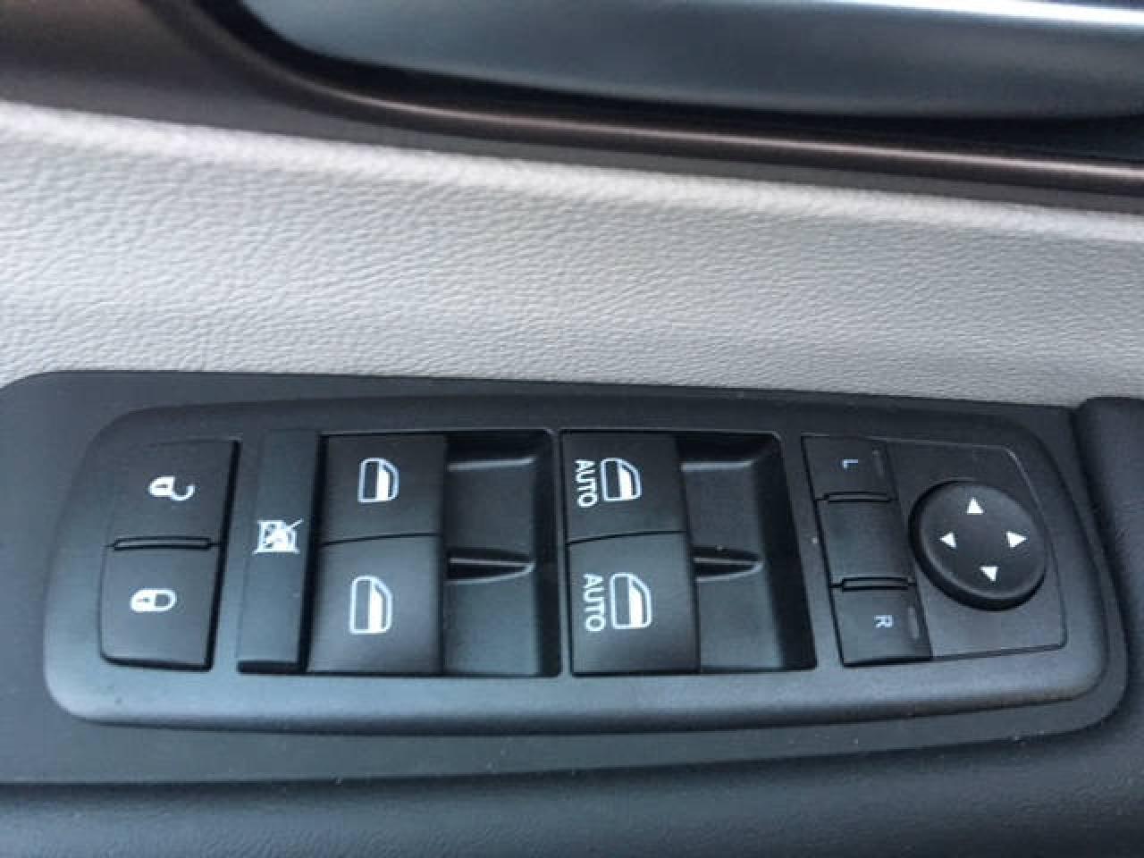 668973
