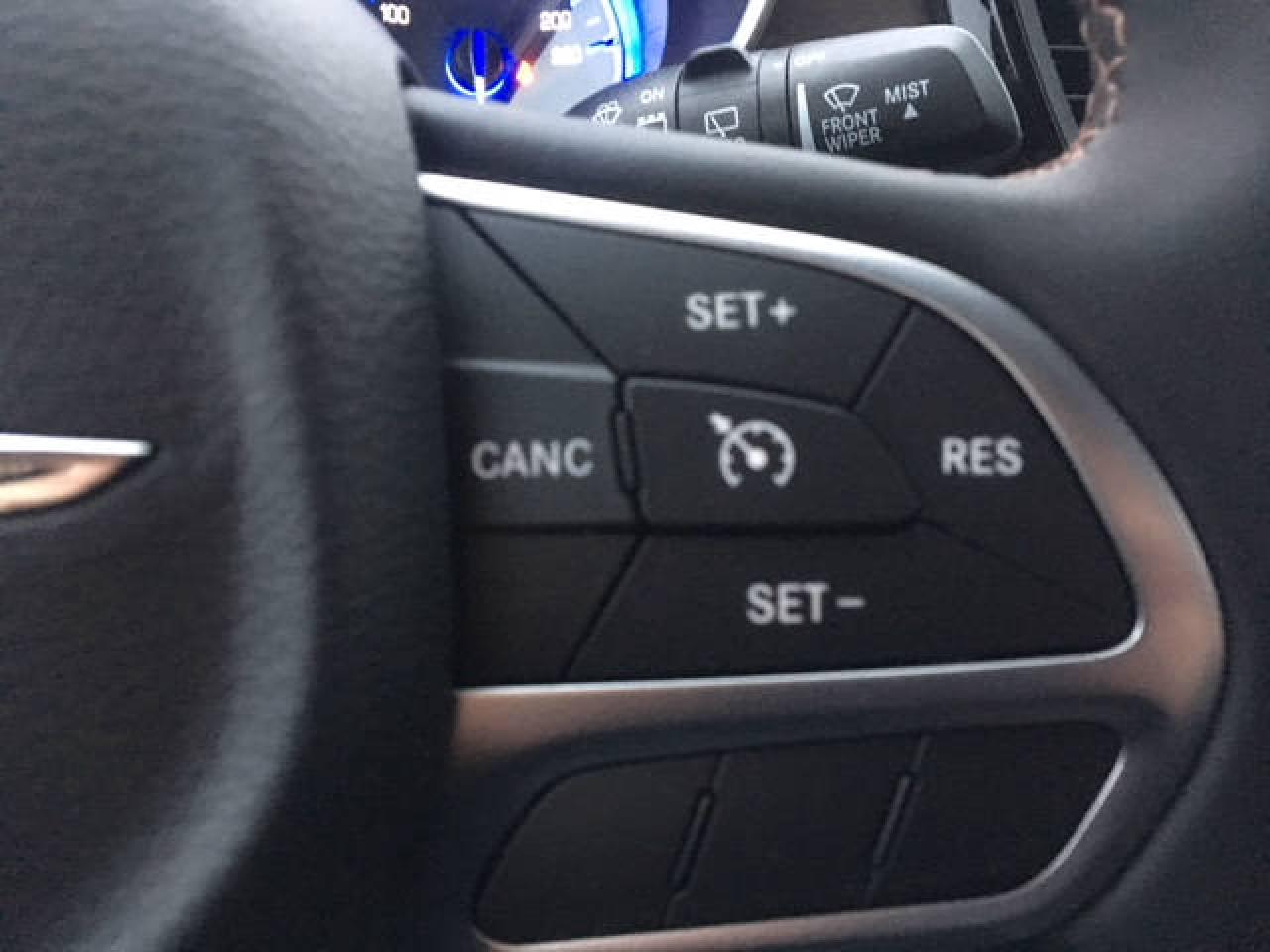 668973