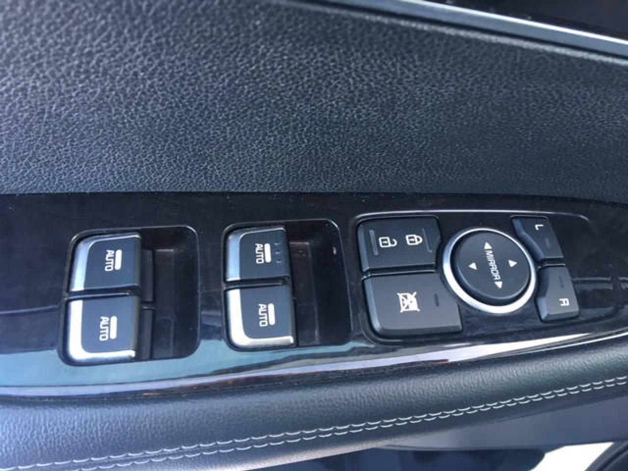 668979