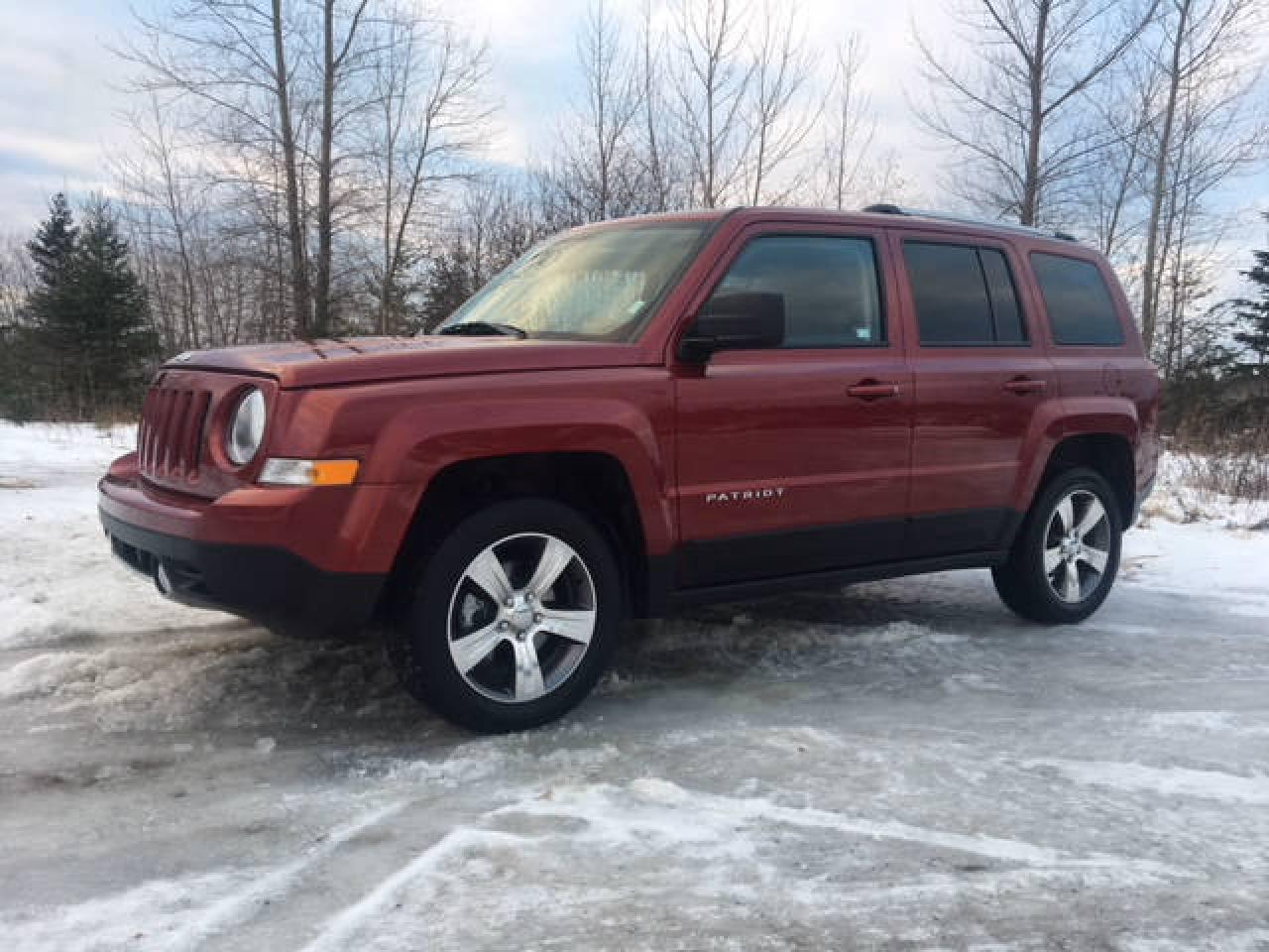 Used 2017 Jeep Patriot ALTITUDE 4X4 CUIR for sale in Jonquière, QC