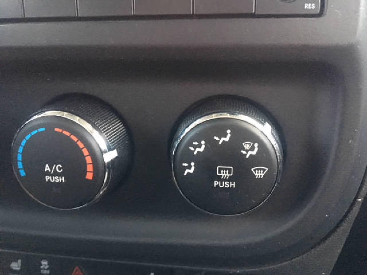 668981