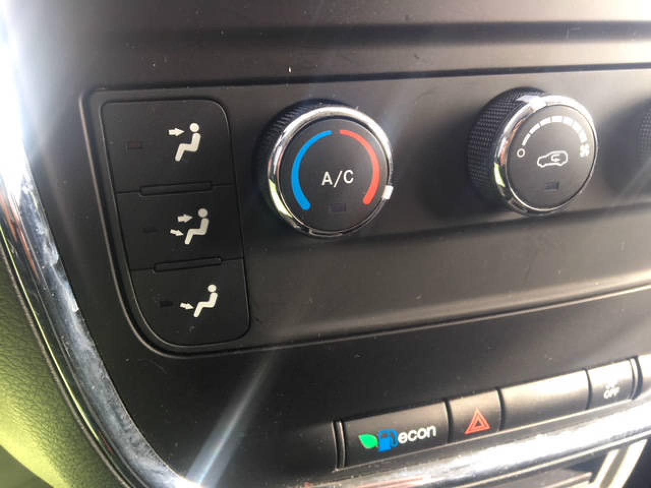 668985