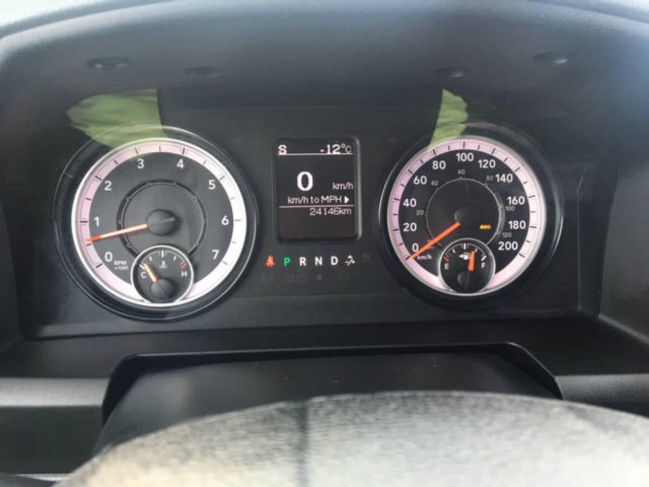 668986